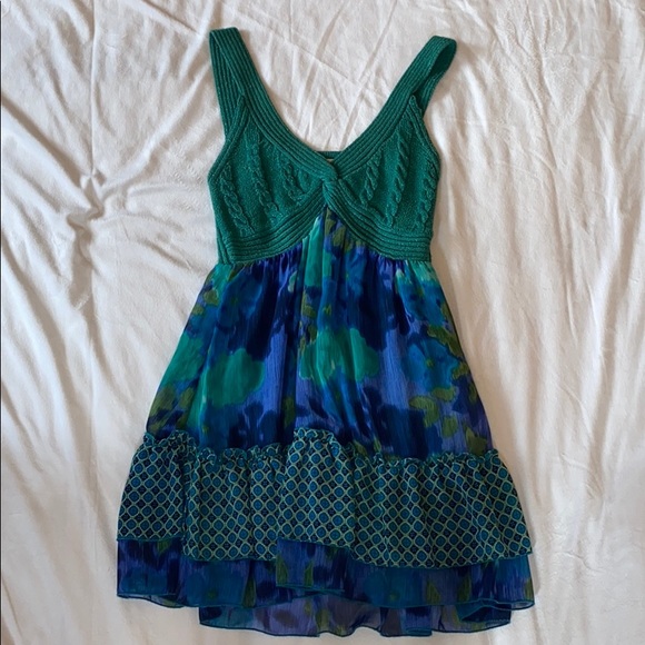 Dress - Picture 2 of 6